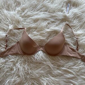 Skims Fits Everybody Plunge Bra Clay Size 32D